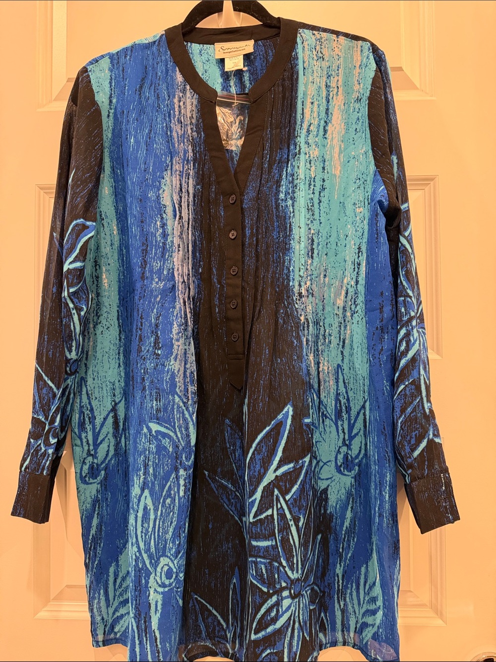 Serengeti Blue and Black Floral Brushstroke Long-Sleeve Sheer Tunic